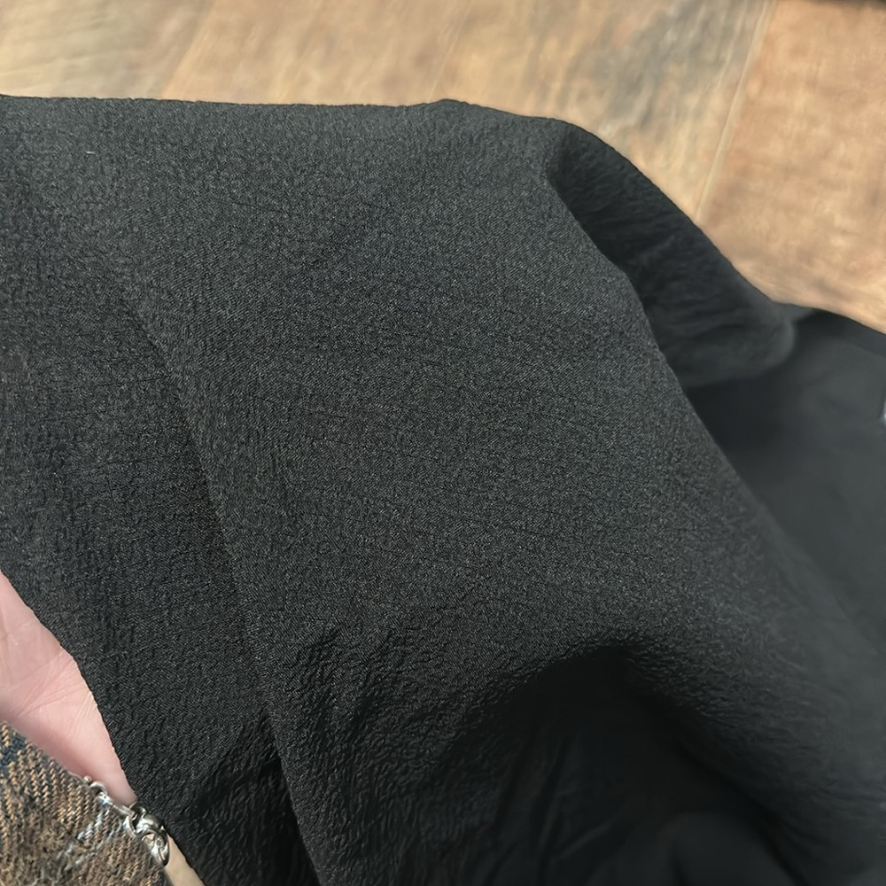 Black Ruched V-Neck Top - Picture 8 of 8